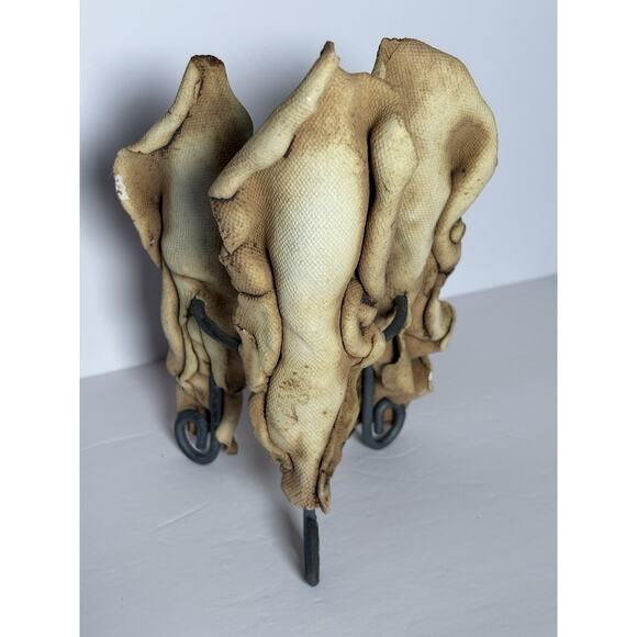 Handmade 3 Wiseman Clay Ceramic Sculpting Texturized Gold Accents Ring Stand - Picture 3 of 16